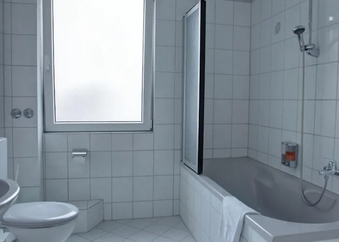 Hotel Am Kurfuerstenplatz - Messe Frankfurt am Main