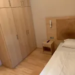 Hotel Am Kurfuerstenplatz - Messe 3*