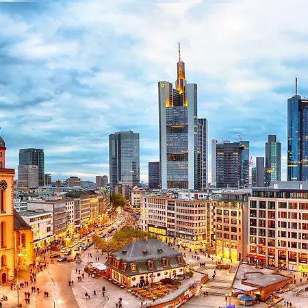 Am Kurfuerstenplatz - Messe فندق