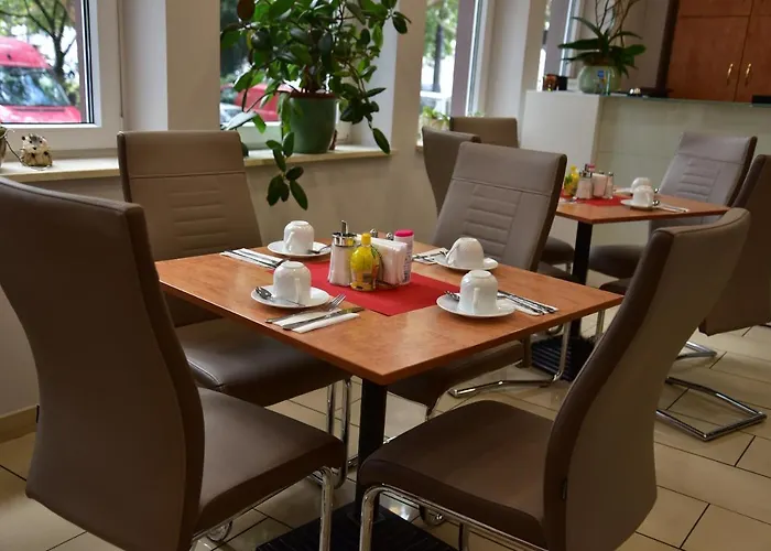 Am Kurfürstenplatz - Messe Hotel 3*