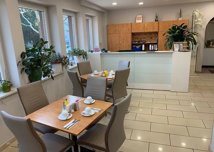 Am Kurfürstenplatz - Messe Hotel 3*