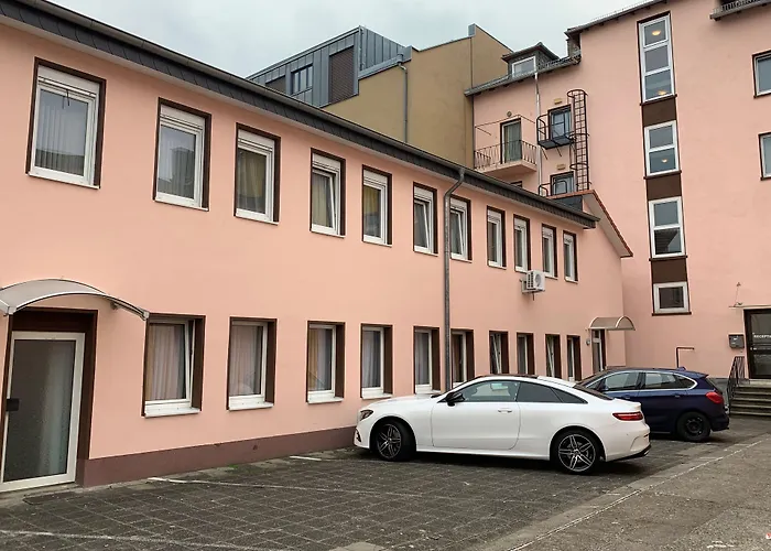 Am Kurfuerstenplatz - Messe Hotel