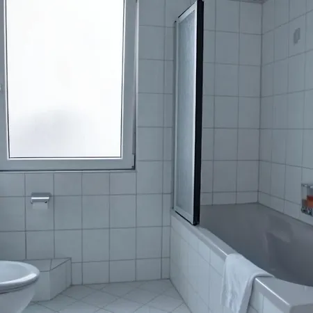 Hotel Am Kurfuerstenplatz - Messe Fráncfort del Meno